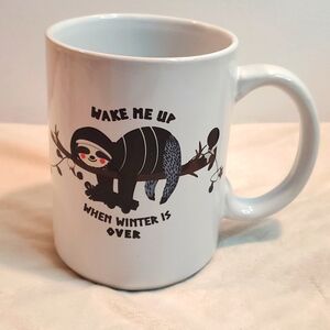 Wake me up when winter is over coffee mugs/cups set of 2 holiday time heat activ